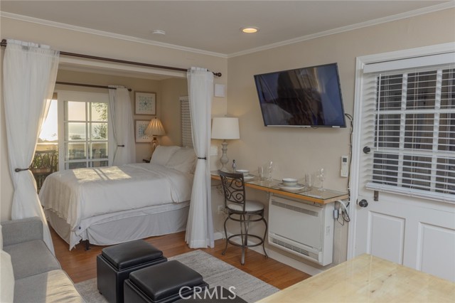 Detail Gallery Image 7 of 35 For 464 Bent St #B,  Laguna Beach,  CA 92651 - 1 Beds | 1 Baths