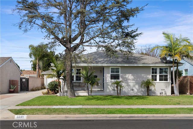 5541 Peabody Street, Long Beach, California 90808, 2 Bedrooms Bedrooms, ,1 BathroomBathrooms,Single Family Residence,For Sale,Peabody,OC25030658