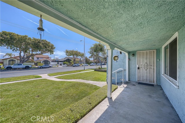 Image 3 for 1821 Lake St, Huntington Beach, CA 92648