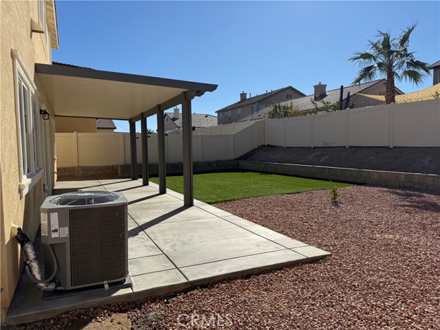 Detail Gallery Image 11 of 11 For 10630 Appaloosa, Hesperia,  CA 92345 - 4 Beds | 3 Baths