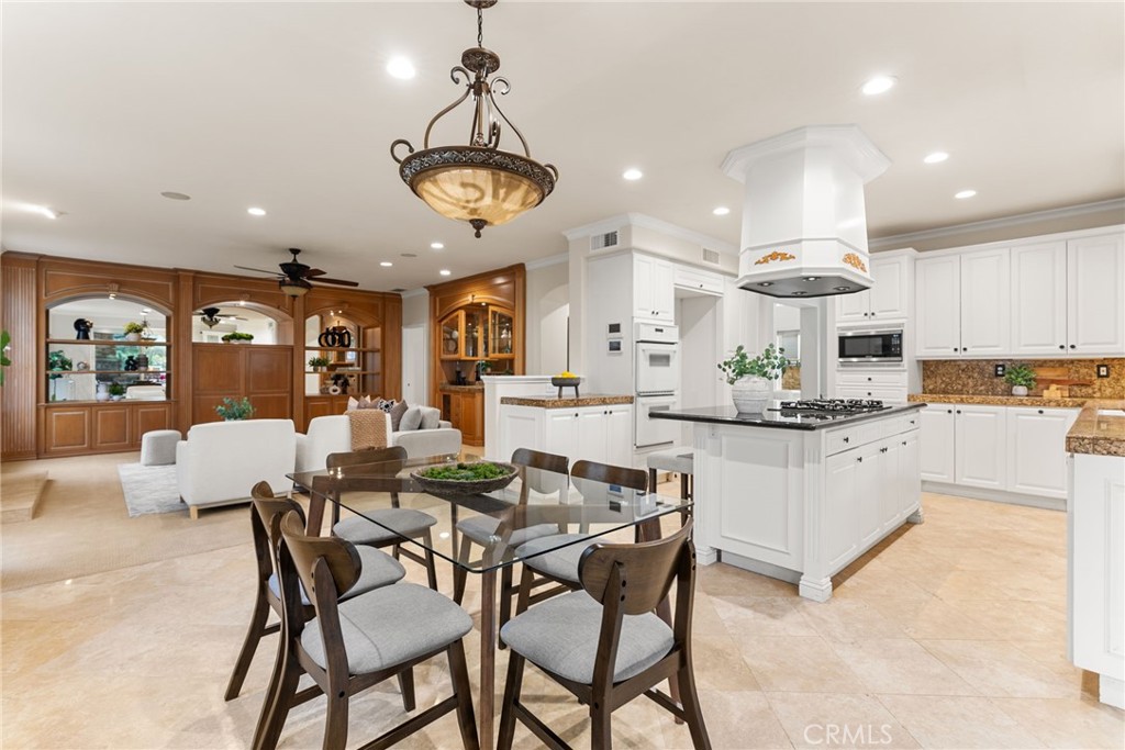 2c0e34d3 A84a 4855 94f9 369b82873ee9