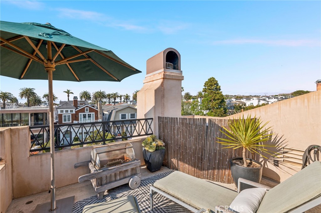 MLS #OC25275591 image #24