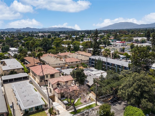 Detail Gallery Image 4 of 25 For 89 N Grand Oaks Ave #103,  Pasadena,  CA 91107 - 2 Beds | 2/1 Baths