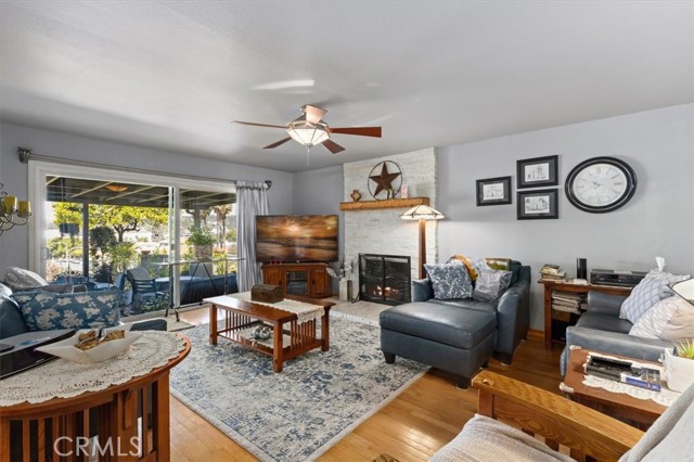 Detail Gallery Image 6 of 42 For 6096 Crawford St, San Diego,  CA 92120 - 4 Beds | 3 Baths