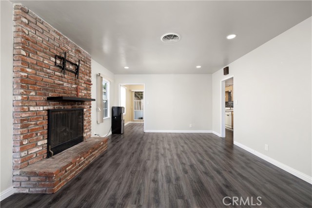 Detail Gallery Image 3 of 27 For 11918 Highdale St, Norwalk,  CA 90650 - 3 Beds | 1 Baths