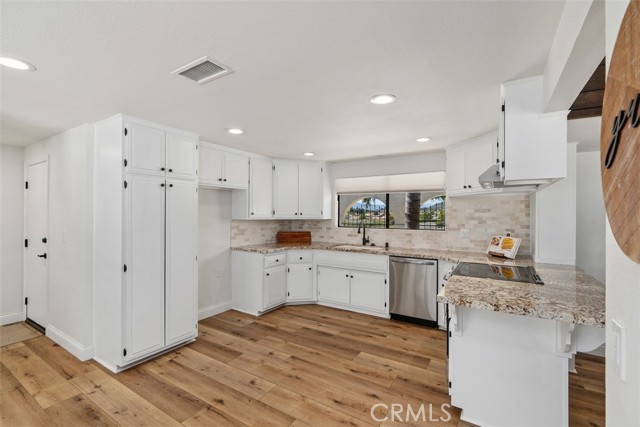 Detail Gallery Image 18 of 69 For 37790 Los Alamos Rd, Murrieta,  CA 92563 - 3 Beds | 2/1 Baths