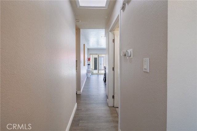 Detail Gallery Image 15 of 53 For 1422 Camelot Dr, Corona,  CA 92882 - 2 Beds | 1/1 Baths