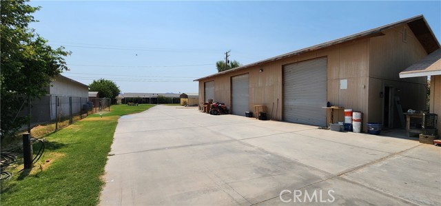 Detail Gallery Image 9 of 50 For 690 Riviera Dr, Blythe,  CA 92225 - 5 Beds | 4 Baths
