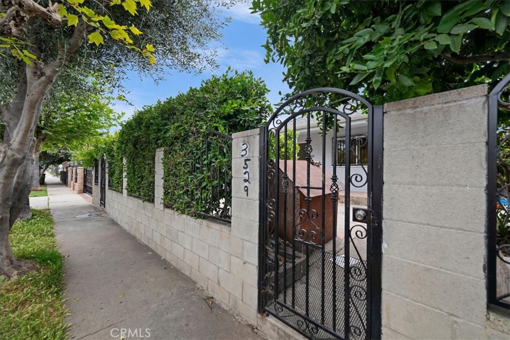 MLS #OC26104217 image #3