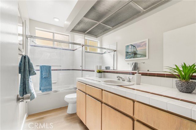 Detail Gallery Image 26 of 47 For 1927 Glendon #301,  Los Angeles,  CA 90025 - 2 Beds | 2 Baths