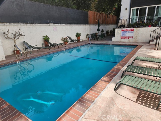 Detail Gallery Image 33 of 33 For 14332 Dickens #19,  Sherman Oaks,  CA 91423 - 2 Beds | 2/1 Baths