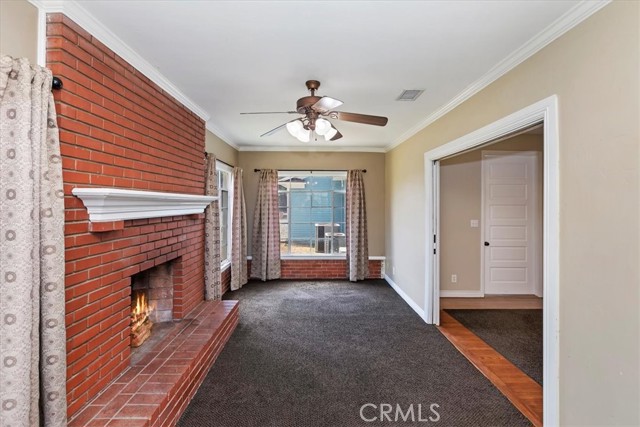 1350 E Chase Drive, Corona CA: https://media.crmls.org/medias/2c1210d5-12d9-482d-902a-7c757fe56963.jpg