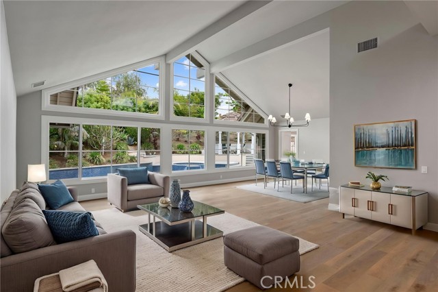 19021 Canyon Drive, Villa Park CA: https://media.crmls.org/medias/2c135295-bafc-45a8-94e1-f748b19f37c2.jpg