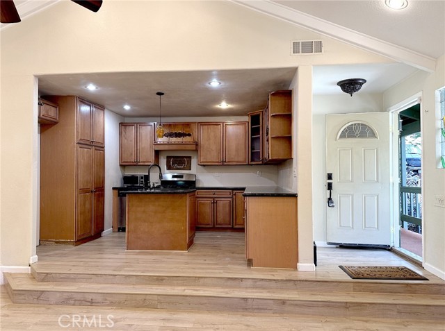 251 Oak, Lake Arrowhead, CA 92352