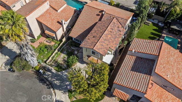 Detail Gallery Image 31 of 33 For 6920 1/2 Loma Verde, Canoga Park,  CA 91303 - 3 Beds | 3 Baths