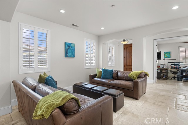 137 Beachcomber Drive, Pismo Beach CA: https://media.crmls.org/medias/2c15c892-5129-40bb-a122-c67661e1ed85.jpg