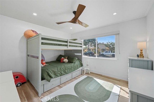 5357 122nd St, Hawthorne CA: https://media.crmls.org/medias/2c167ba6-fcbe-430e-8555-d0b493a96713.jpg