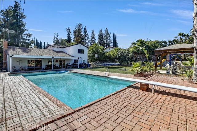 Detail Gallery Image 14 of 17 For 8308 Jason Ave, West Hills,  CA 91304 - 4 Beds | 2/1 Baths
