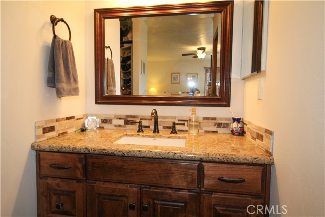 Detail Gallery Image 19 of 42 For 905 Madera Ln, Lake Arrowhead,  CA 92352 - 3 Beds | 2/1 Baths