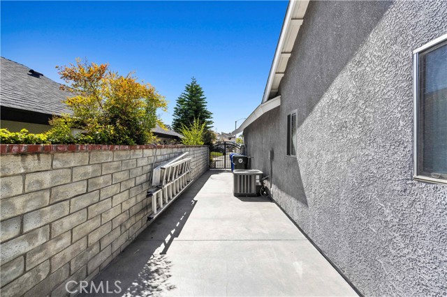 Detail Gallery Image 26 of 33 For 28749 Startree Ln, Saugus,  CA 91390 - 2 Beds | 2 Baths