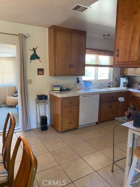 11610 Dodd Street, Yucaipa CA: https://media.crmls.org/medias/2c177112-7644-4fdc-ba2e-44a379cbe566.jpg