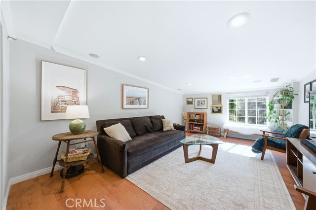 Detail Gallery Image 10 of 51 For 420 Montana St, Monrovia,  CA 91016 - 4 Beds | 2 Baths