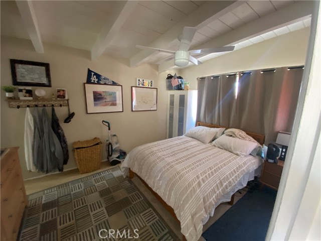 135 28th Street, Hermosa Beach CA: https://media.crmls.org/medias/2c17accb-8ac8-49b4-aa1e-70deaae92c58.jpg