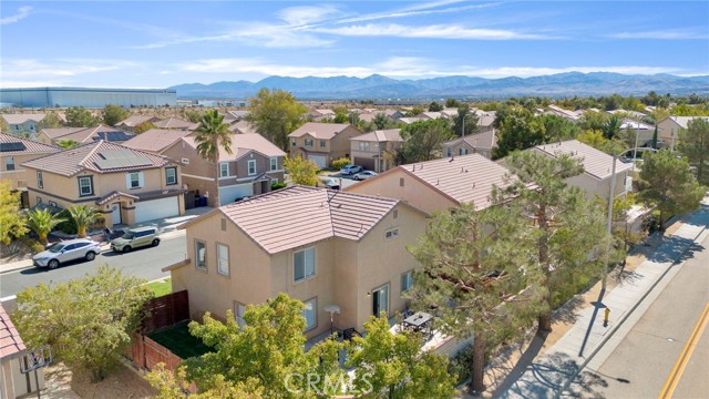 Detail Gallery Image 33 of 35 For 40427 Vereda Dr, Palmdale,  CA 93550 - 3 Beds | 3 Baths