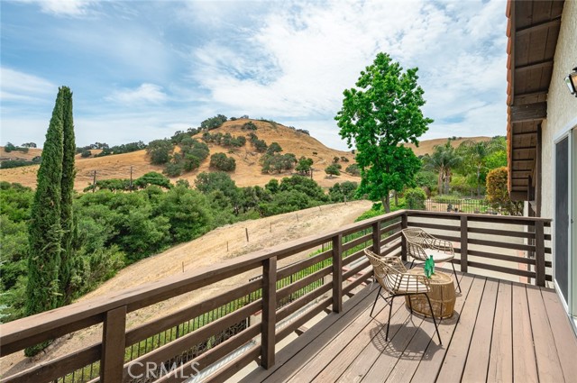15539 Feldspar Drive, Chino Hills CA: https://media.crmls.org/medias/2c191ebf-fd48-42dc-8a2d-fc1d4daf4811.jpg