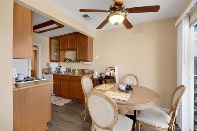 Detail Gallery Image 6 of 27 For 1410 W Lambert, La Habra,  CA 90631 - 1 Beds | 1 Baths