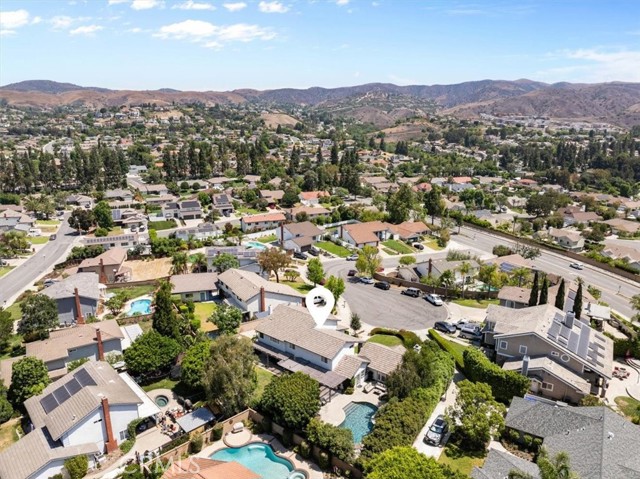 20709 Calle Pera, Yorba Linda CA: https://media.crmls.org/medias/2c196f49-b7d4-4b52-98e4-deaf79dd2f39.jpg