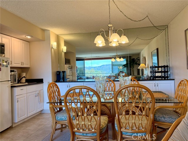 24055 Paseo Del Lago, Laguna Woods CA: https://media.crmls.org/medias/2c19c062-ae23-4d5c-8bc4-dc4296ab42ae.jpg