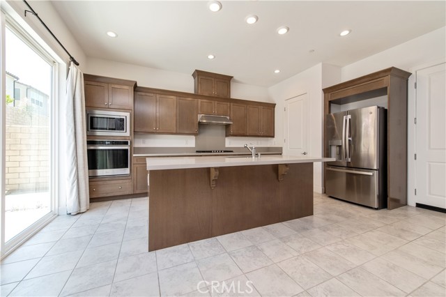 19256 Merryweather Drive, Canyon Country CA: https://media.crmls.org/medias/2c19d062-8f2a-41bf-a280-2f4f30524a69.jpg