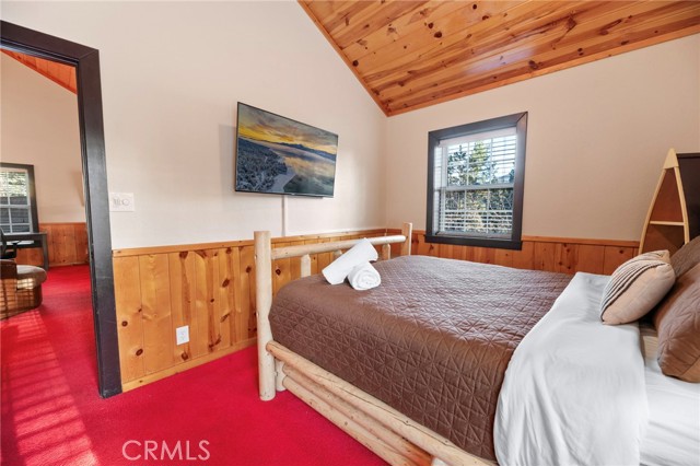 505 Barrett Way, Big Bear City CA: https://media.crmls.org/medias/2c1a0c4a-5d96-466e-966f-2177da405db8.jpg