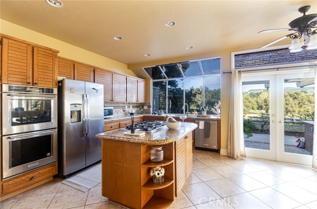 Detail Gallery Image 20 of 34 For 102 via Candelaria, Coto de Caza,  CA 92679 - 3 Beds | 2/1 Baths