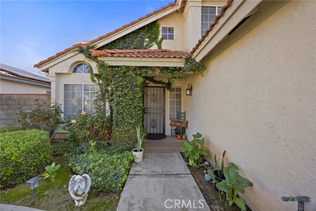 Detail Gallery Image 4 of 43 For 7605 Carson Hill Ct, Bakersfield,  CA 93313 - 4 Beds | 2/1 Baths