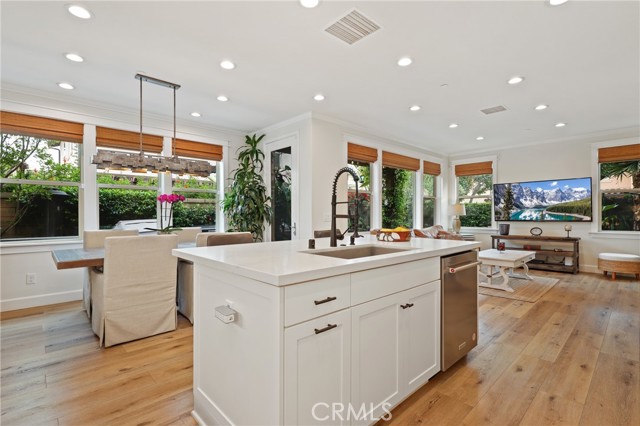 61 Fuchsia, Lake Forest CA: https://media.crmls.org/medias/2c1ac673-6ca4-438f-b97a-9759c1c9b1e6.jpg