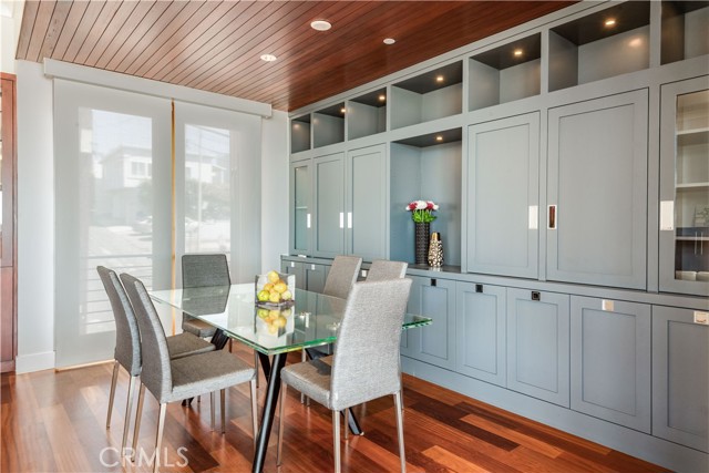1211 Bayview Drive, Manhattan Beach, California 90266, 4 Bedrooms Bedrooms, ,4 BathroomsBathrooms,Residential,Sold,Bayview,SB21169008