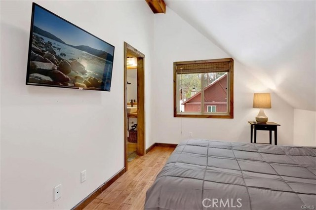 40221 Esterly Lane, Big Bear Lake CA: https://media.crmls.org/medias/2c1b9ed9-8f57-409a-83b6-e2342ae7fc9e.jpg