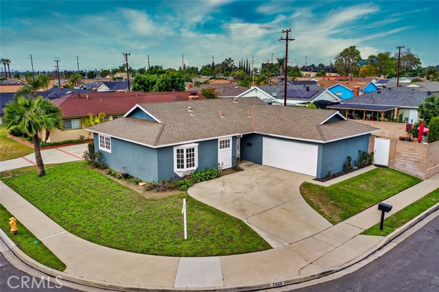 7525 Ridgeway Dr, Buena Park, CA 90620