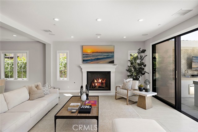 Detail Gallery Image 18 of 54 For 93 Interstellar, Irvine,  CA 92618 - 6 Beds | 6/1 Baths