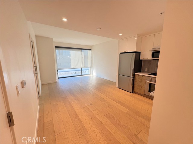 Detail Gallery Image 3 of 14 For 400 S Broadway #1407,  Los Angeles,  CA 90013 - 1 Beds | 1 Baths