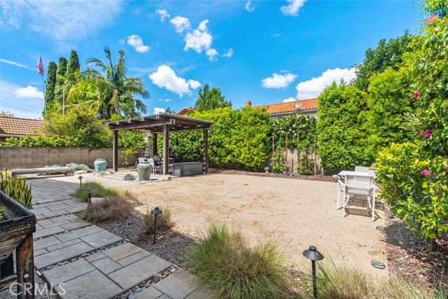 14801 Mayten Avenue, Irvine CA: https://media.crmls.org/medias/2c1d73ab-0365-40e0-aaf6-f8293d54953b.jpg