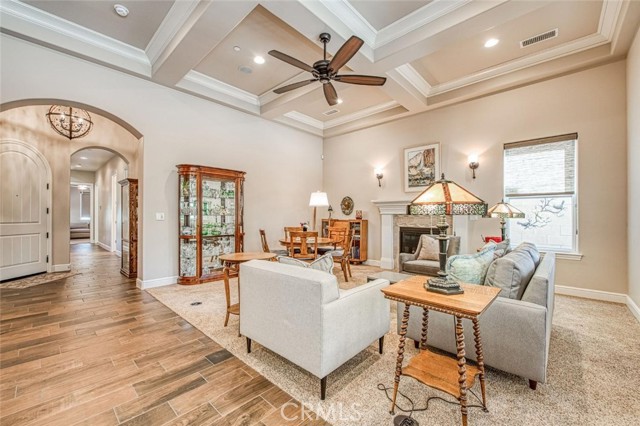 Detail Gallery Image 7 of 36 For 11395 N Monte Vista Way, Fresno,  CA 93730 - 4 Beds | 2 Baths