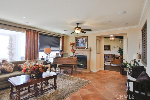 Detail Gallery Image 14 of 60 For 14625 Stageline Ln, Fontana,  CA 92336 - 5 Beds | 4/1 Baths