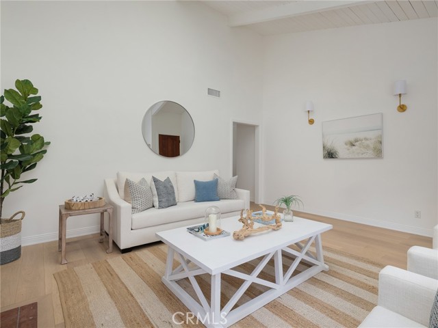 3509 Poinsettia Avenue, Manhattan Beach, California 90266, 4 Bedrooms Bedrooms, ,2 BathroomsBathrooms,Residential,Sold,Poinsettia,SB21155019