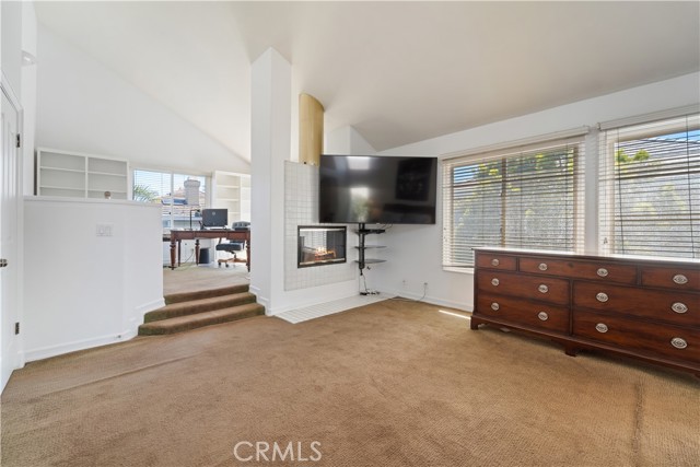 6264 Napoli Court, Long Beach CA: https://media.crmls.org/medias/2c1e5a33-764d-4630-8239-9f80b1eb4bbc.jpg
