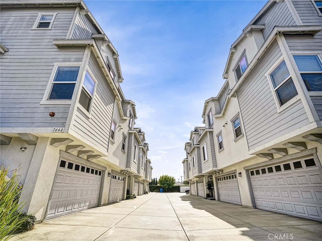 MLS #SB25240473 image #1