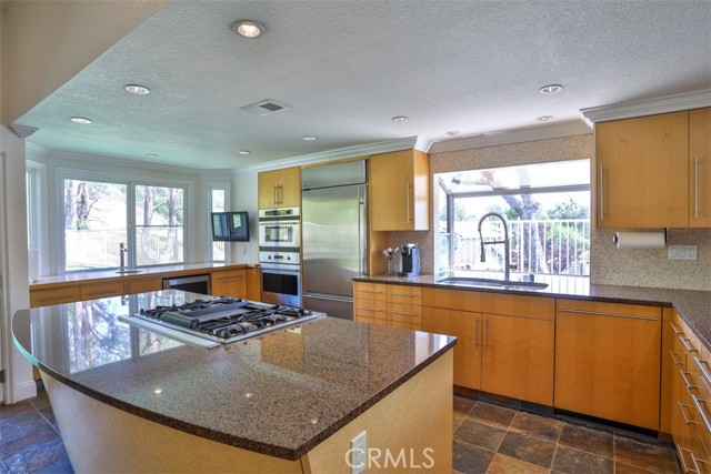 Detail Gallery Image 19 of 67 For 1921 Avenida Monte Vista, San Dimas,  CA 91773 - 3 Beds | 2 Baths