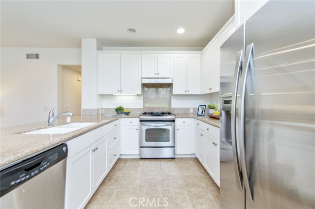 Detail Gallery Image 11 of 25 For 59 City Stroll, Irvine,  CA 92620 - 2 Beds | 2 Baths